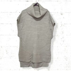 🌟White House/ Black Market Top tunic shirt Sz M